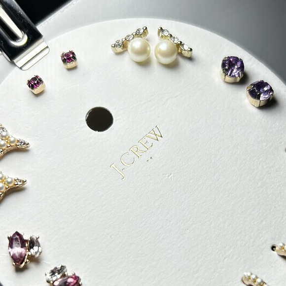 🍂NWT J. Crew Factory Women’s 8-Pair Earring Set. Pearl/Purple/Red/Plum. - Picture 4 of 8